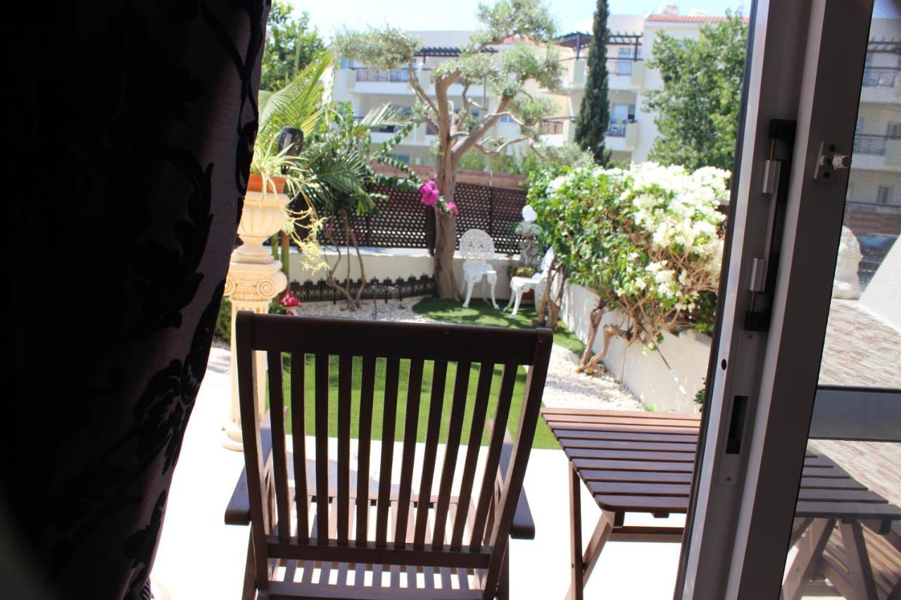 Ivoton Home Paphos Extérieur photo