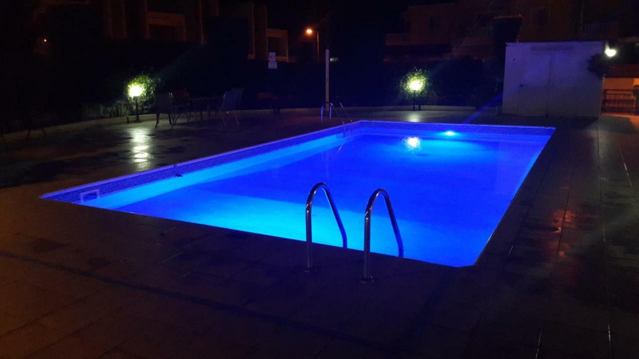 Ivoton Home Paphos Extérieur photo