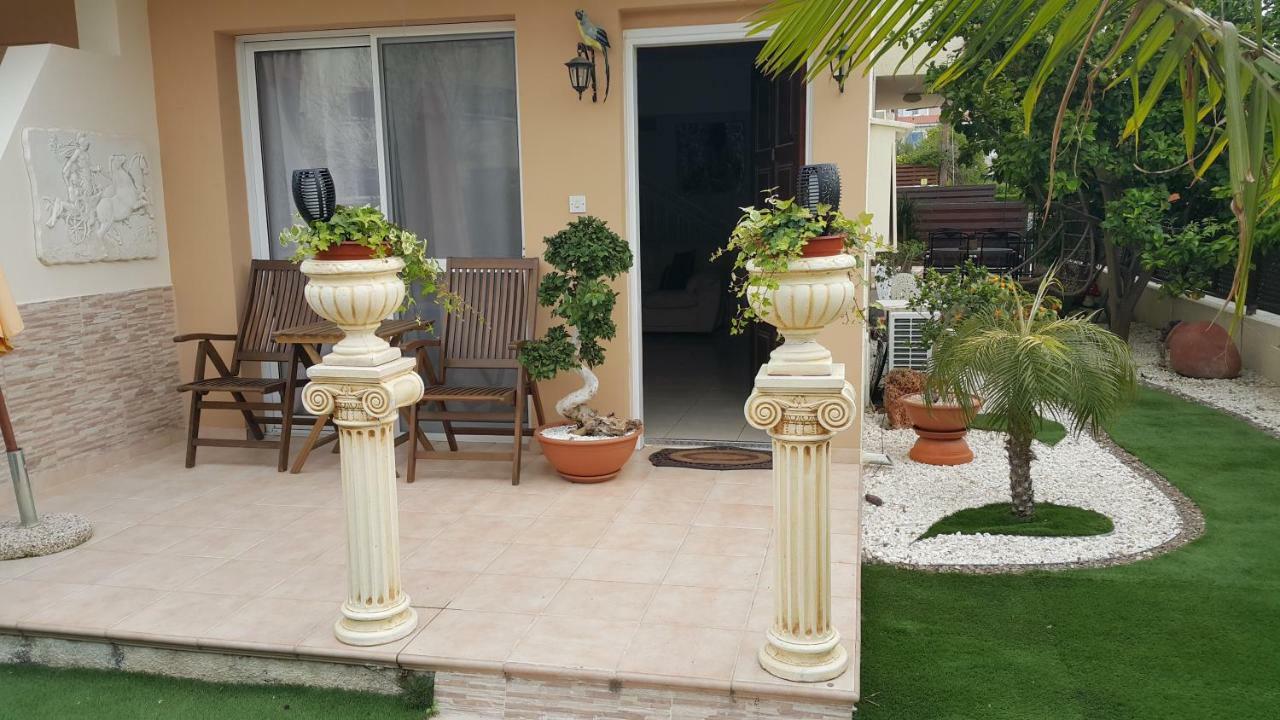Ivoton Home Paphos Extérieur photo